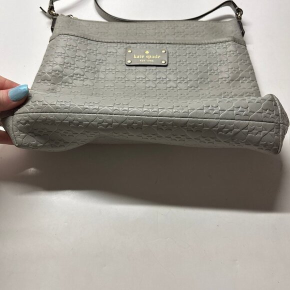 Kate Spade‎ Gray Embossed Messenger Purse - Picture 3 of 12